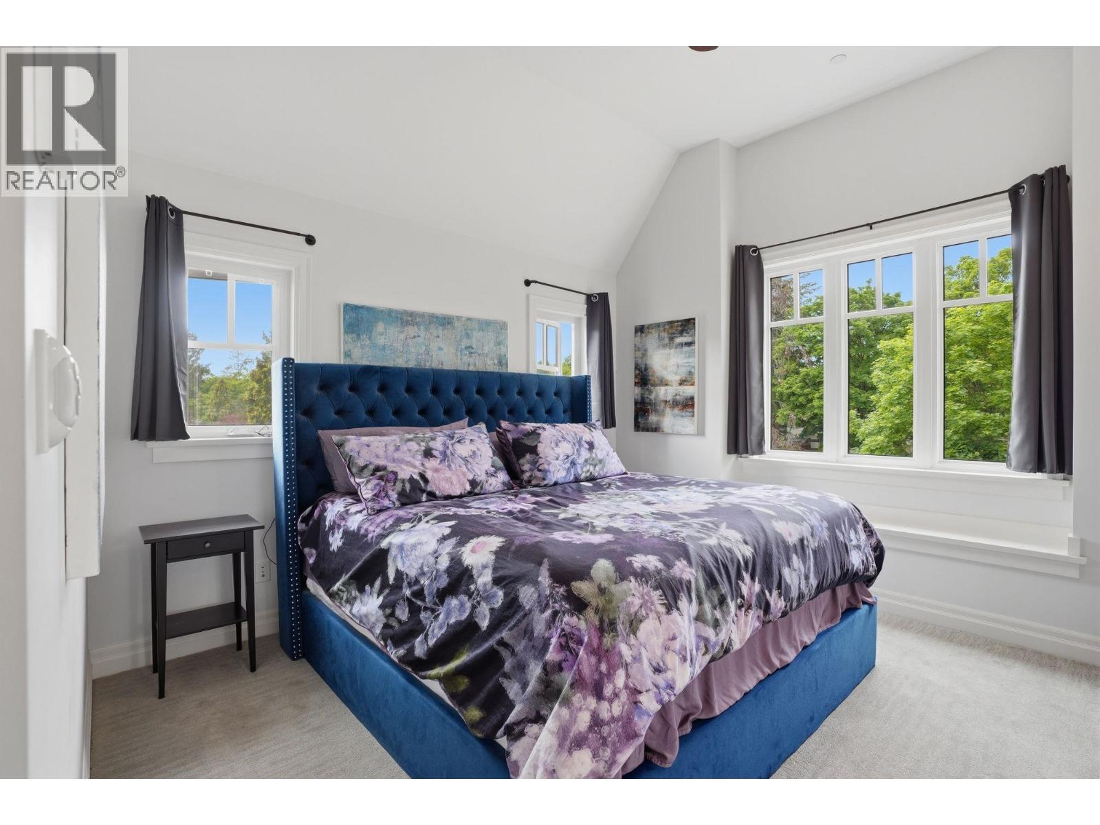 5 Bed, 4 Bath House for Sale in Vancouver – 4098 W 16TH AVENUE, Vancouver – MLS# R3128688 - Image 3
