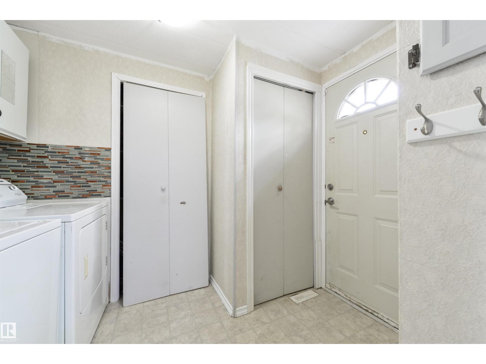 6 Hillcrest DR NW - 14