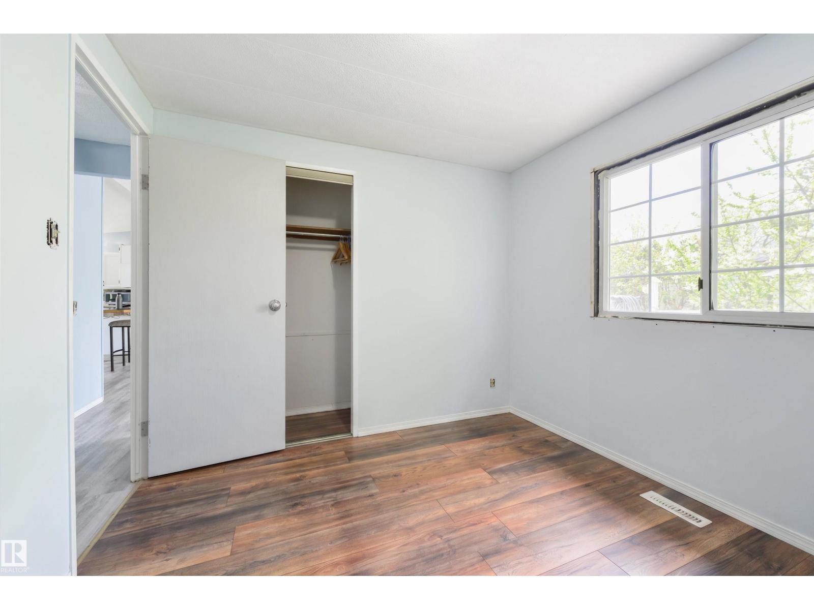 6 Hillcrest DR NW - 24