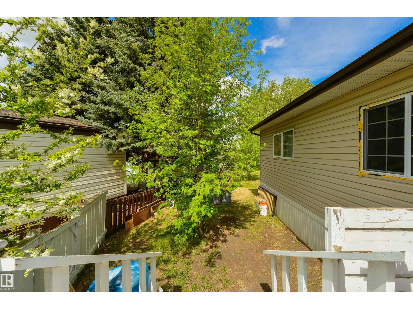 6 Hillcrest DR NW - 25