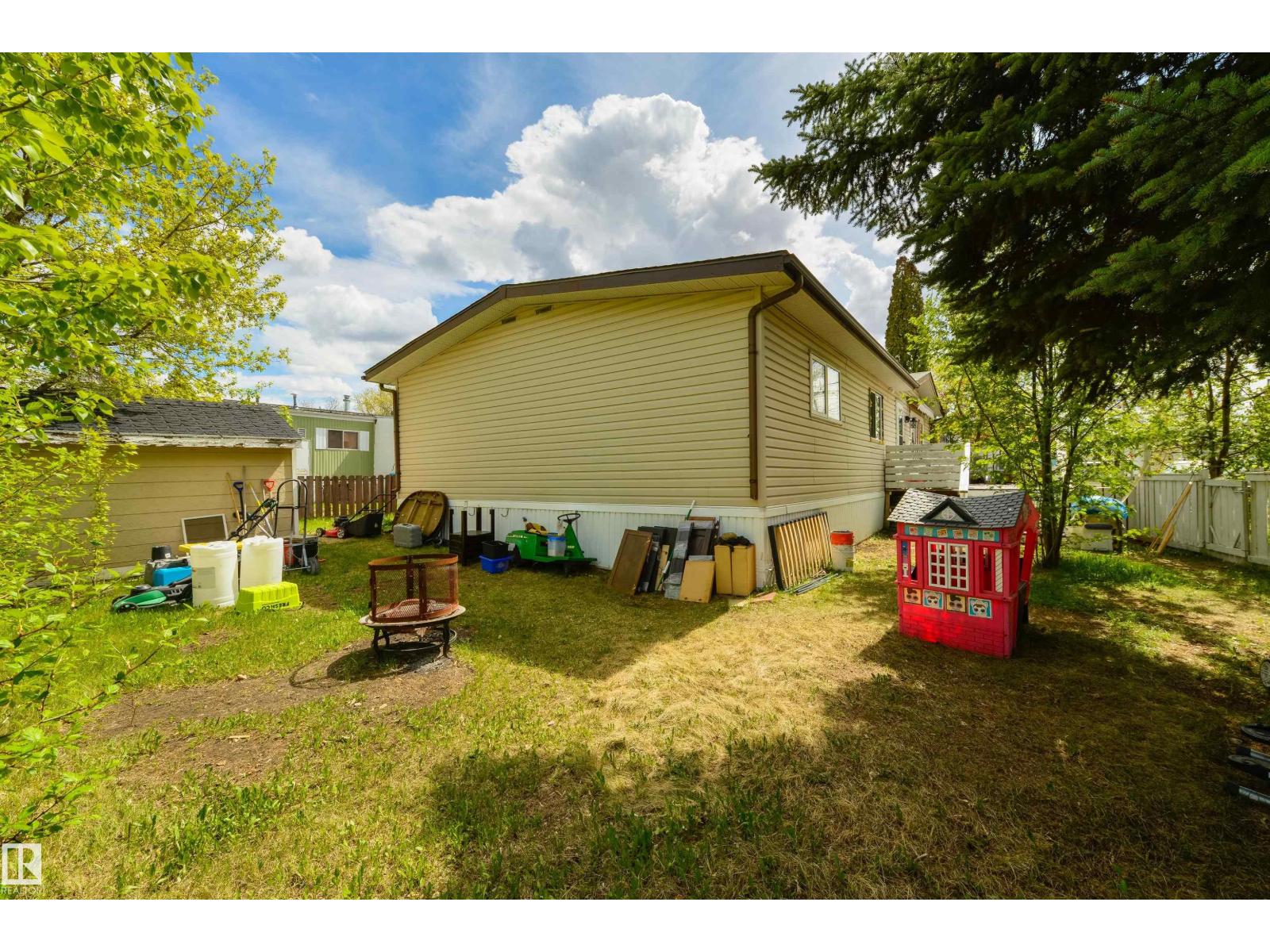 6 Hillcrest DR NW - 27