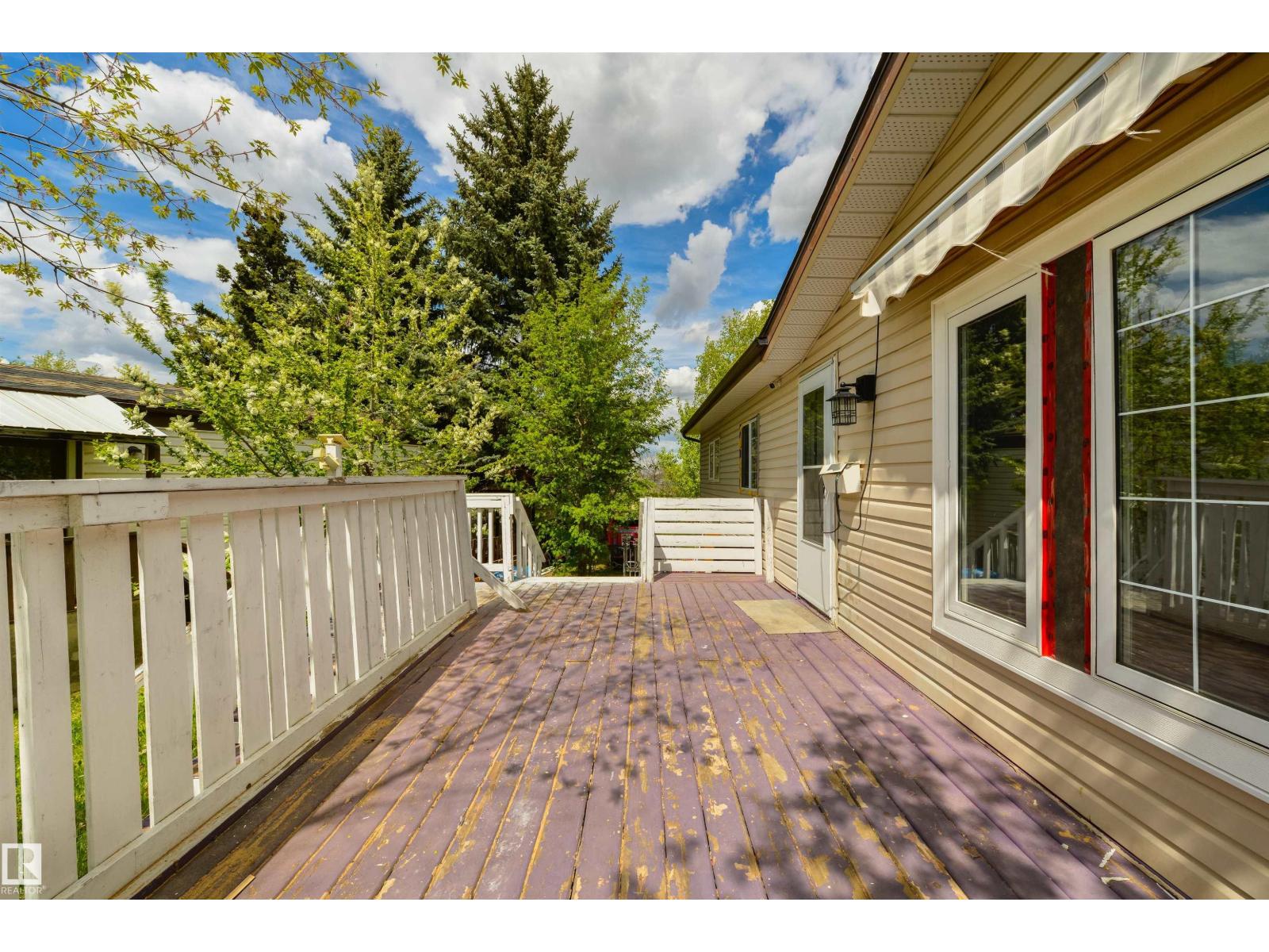 6 Hillcrest DR NW - 30