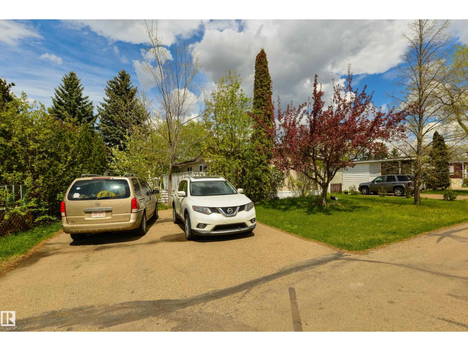 6 Hillcrest DR NW - 34
