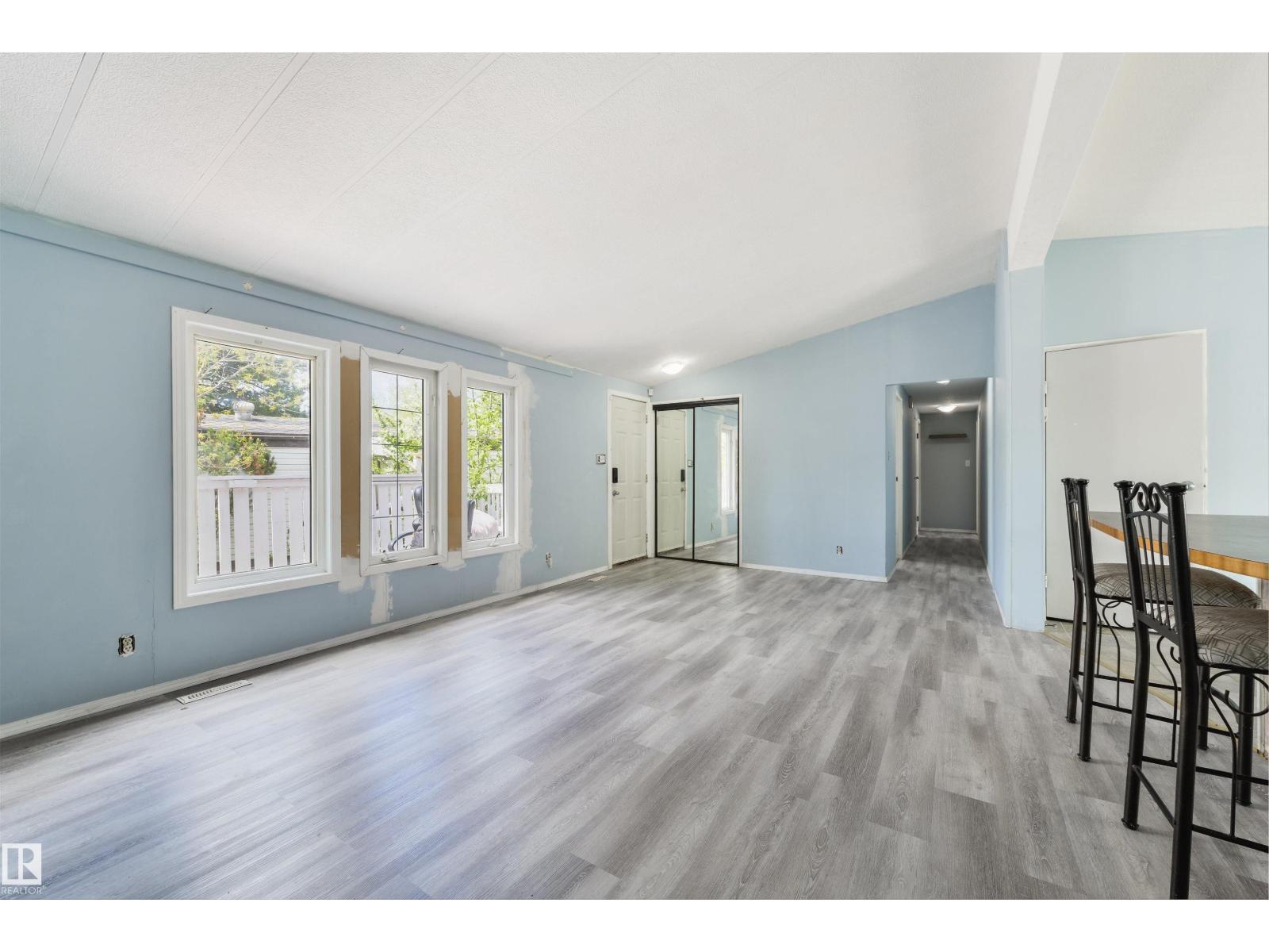 6 Hillcrest DR NW - 8