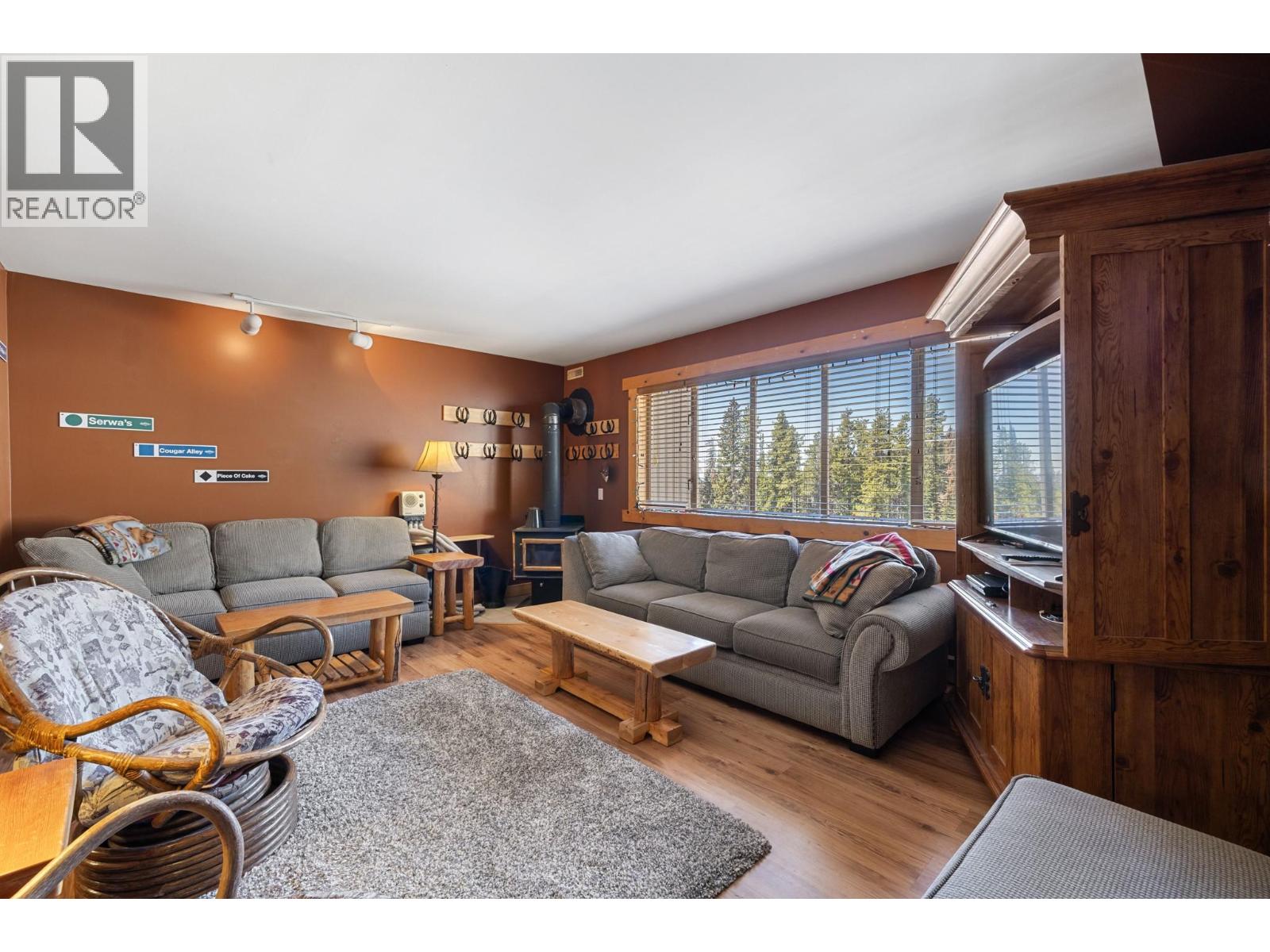 #B3 7375 Porcupine Road - Image 2
