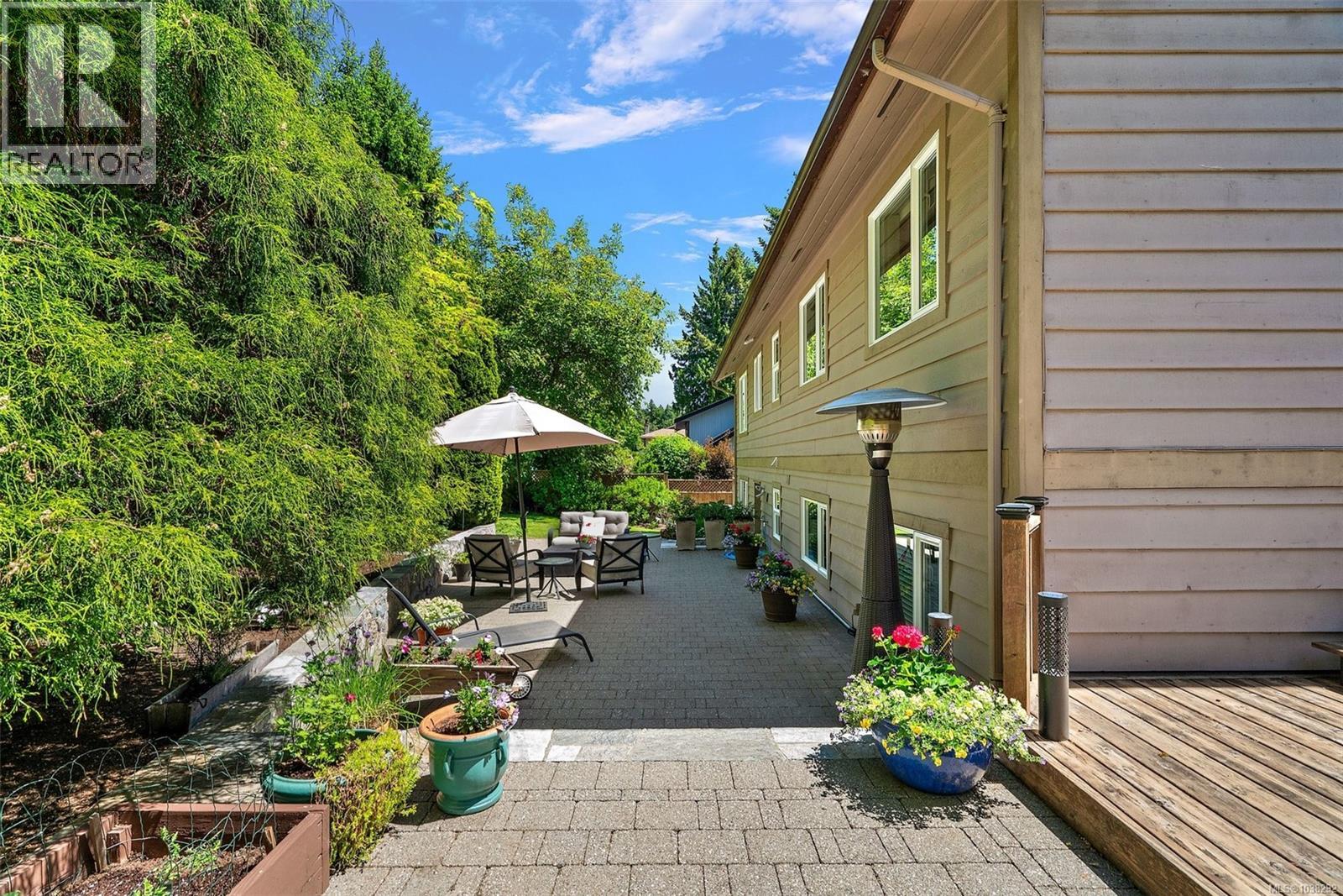 1772 Barrett Dr - 16