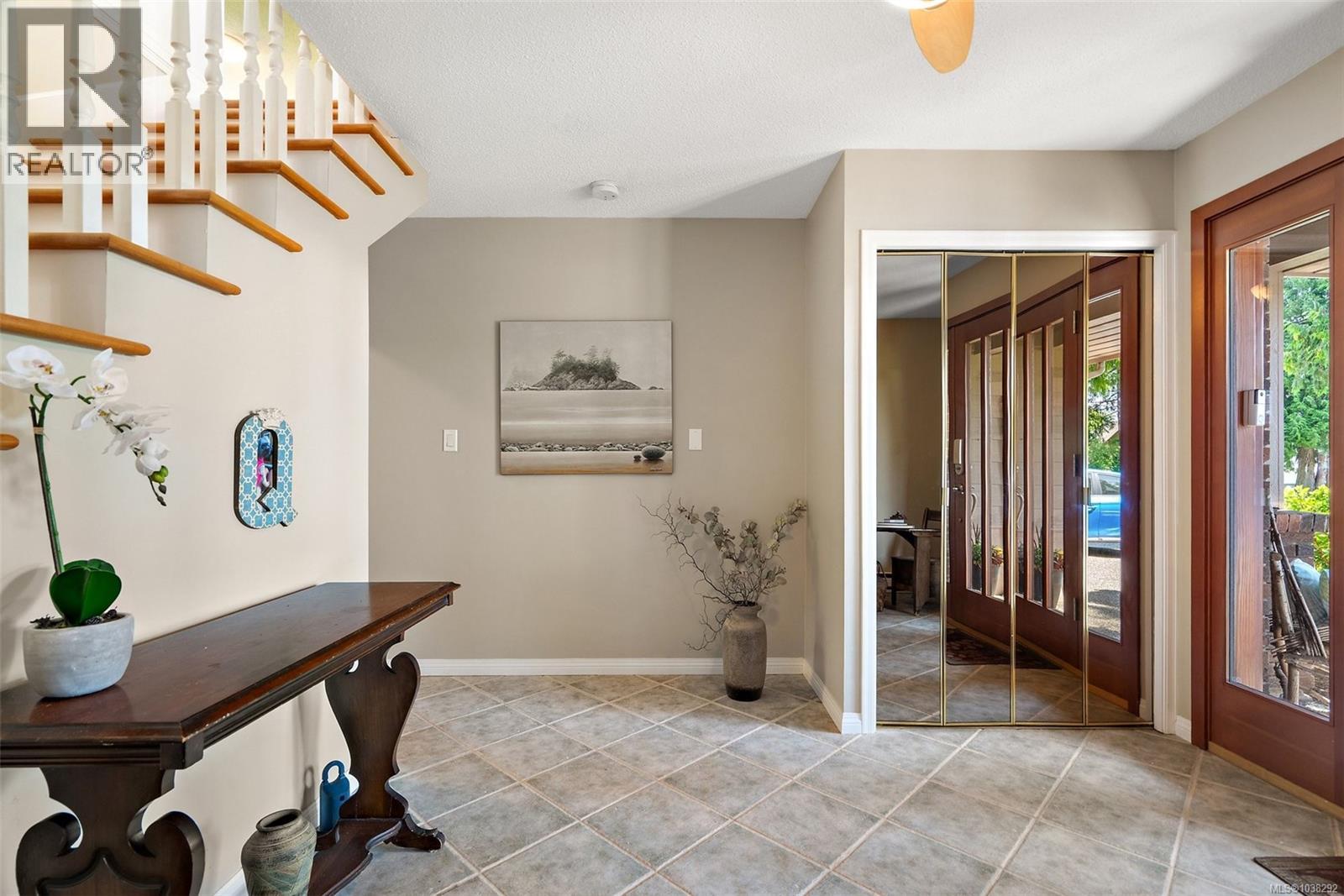 1772 Barrett Dr - 4