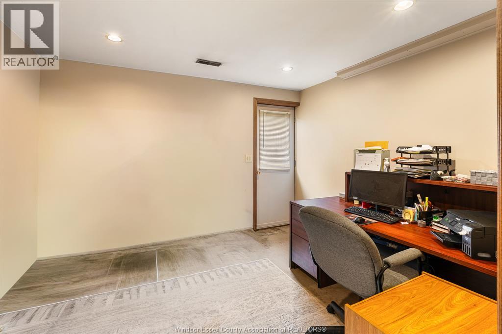 42 William AVENUE - 32