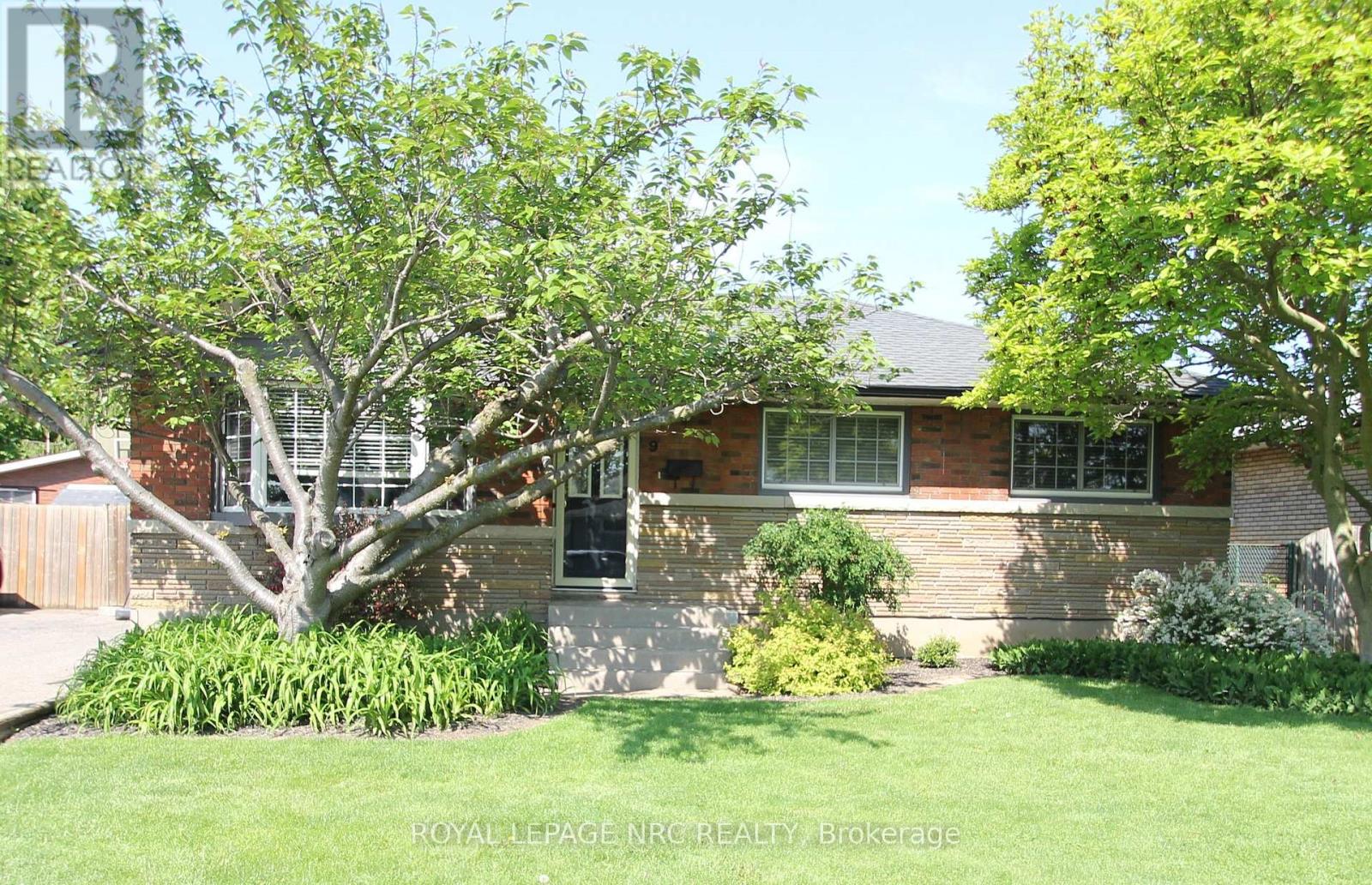 9 GREENHILL DRIVE - 41