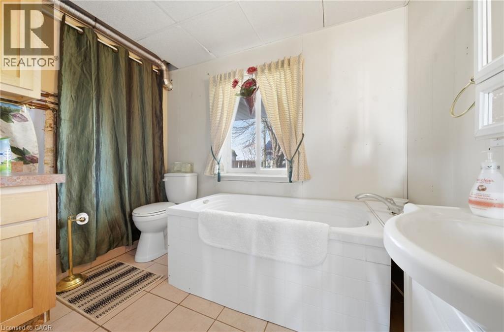 153 BLUE WATER Parkway - 17