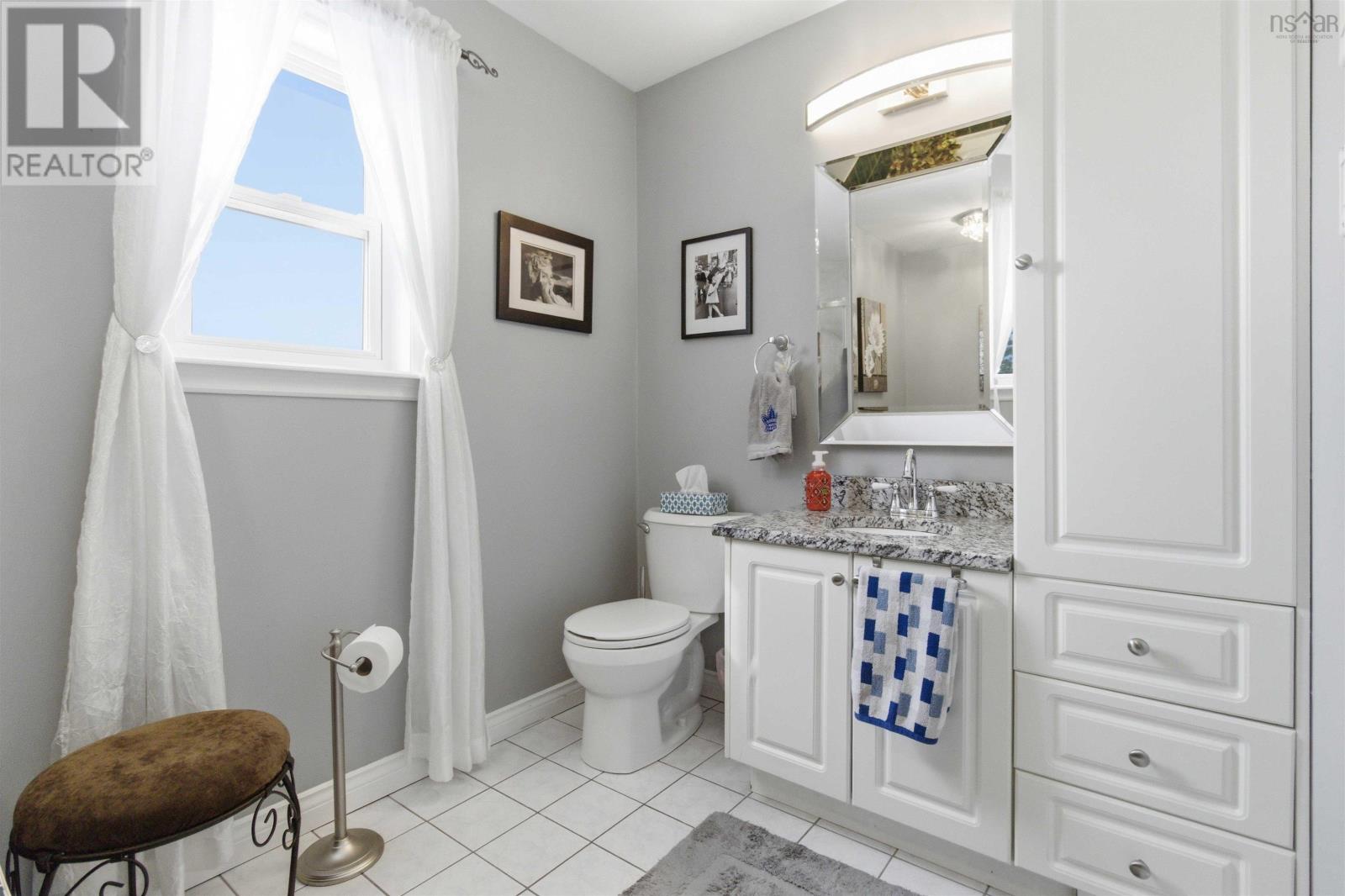 378 Kingswood Drive - 24