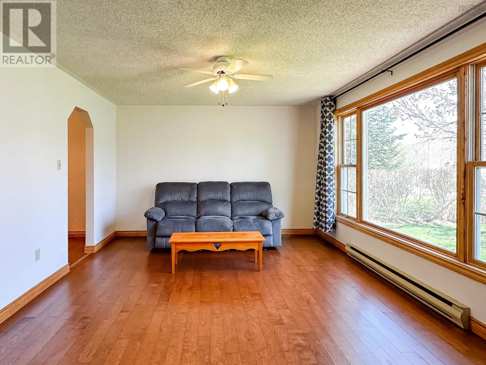 2630 Poplar Drive - 4