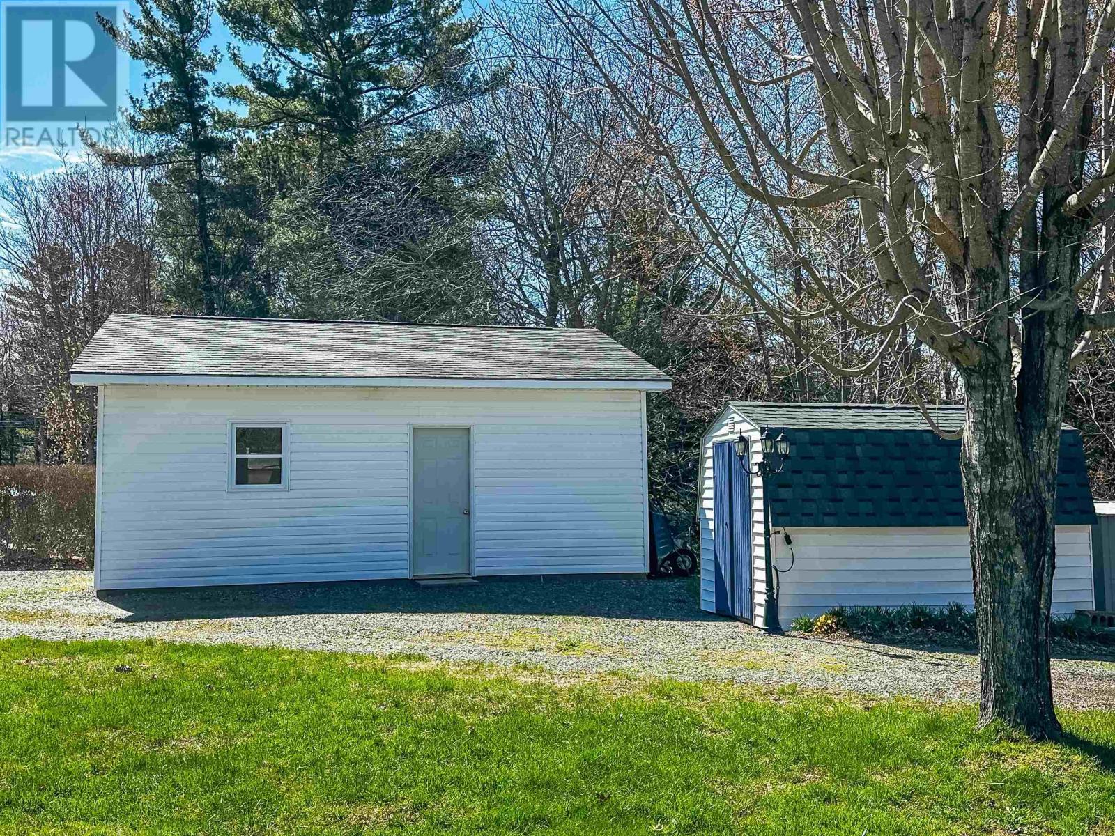 2630 Poplar Drive - 28