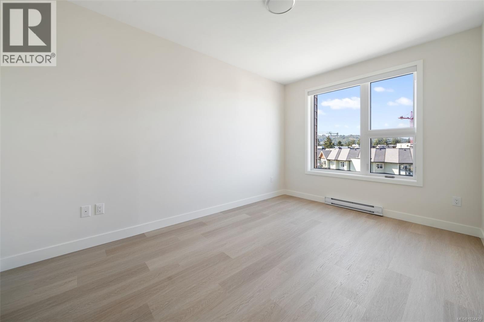 #212 777 Station Ave - 14