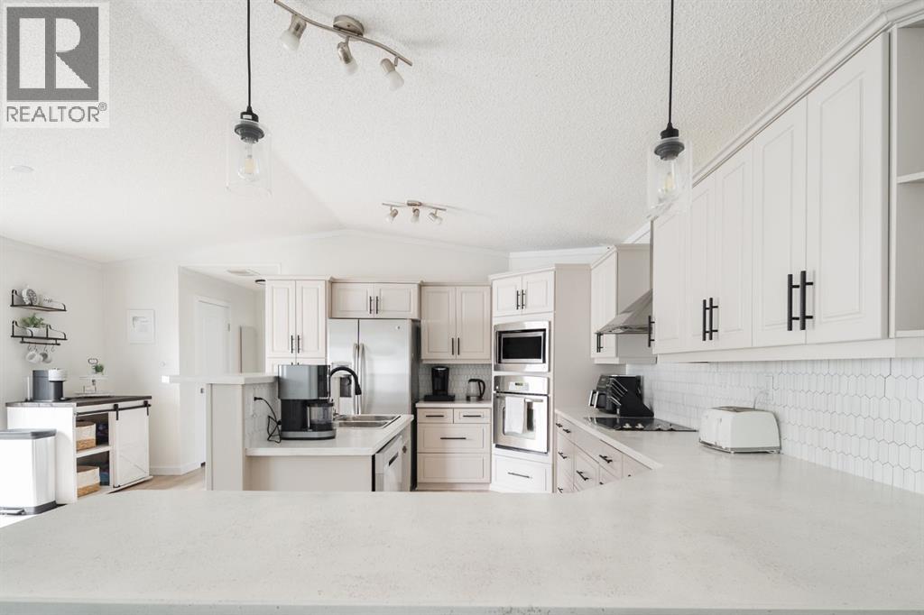 280 Caouette Crescent - 6