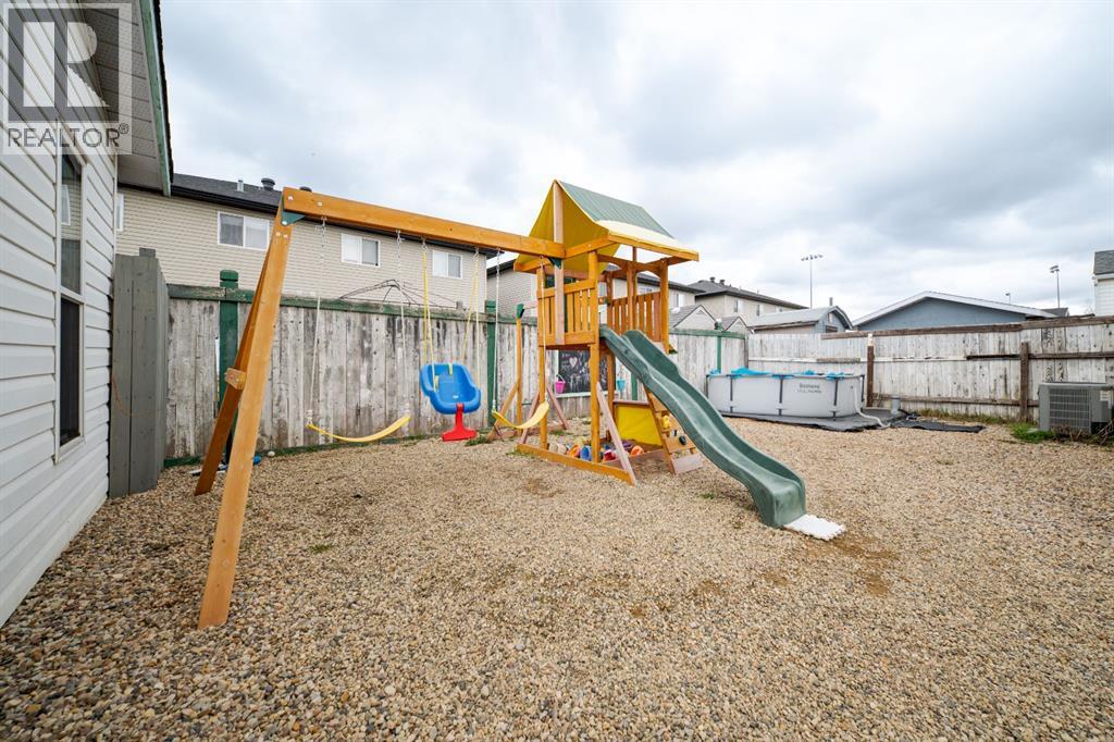 280 Caouette Crescent - 40