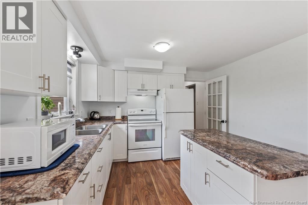 282 Irving Boulevard - 10