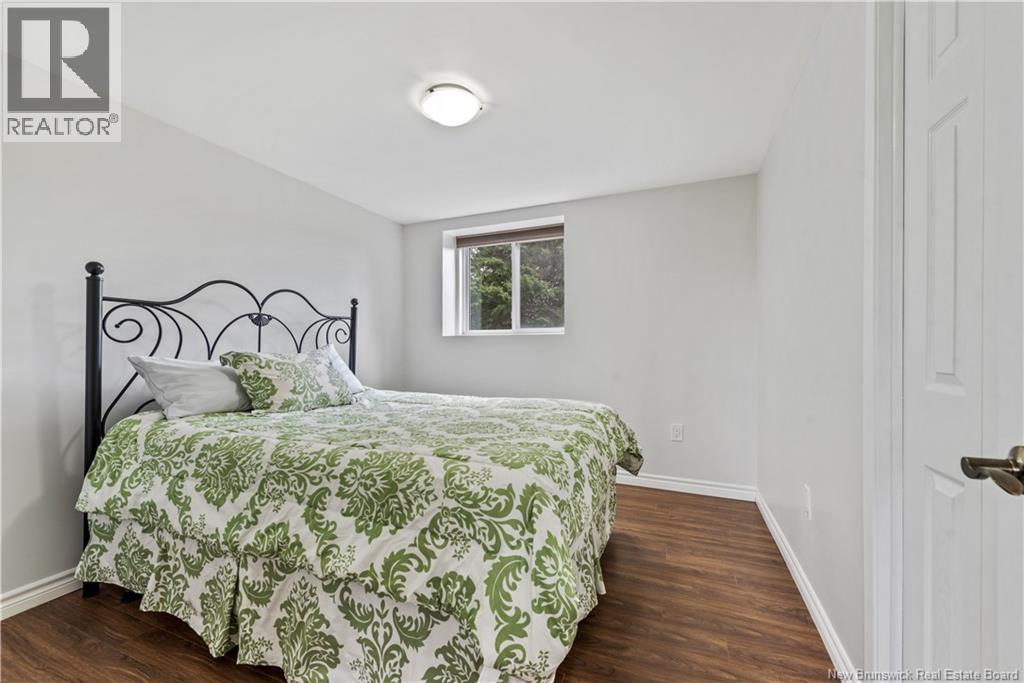 282 Irving Boulevard - 26