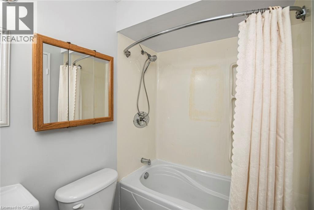 #4 457 WOODVIEW Road - 29