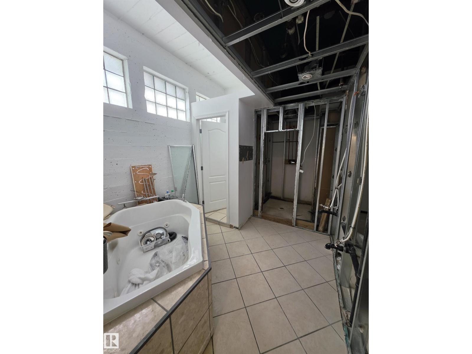 [private address] - Image 3