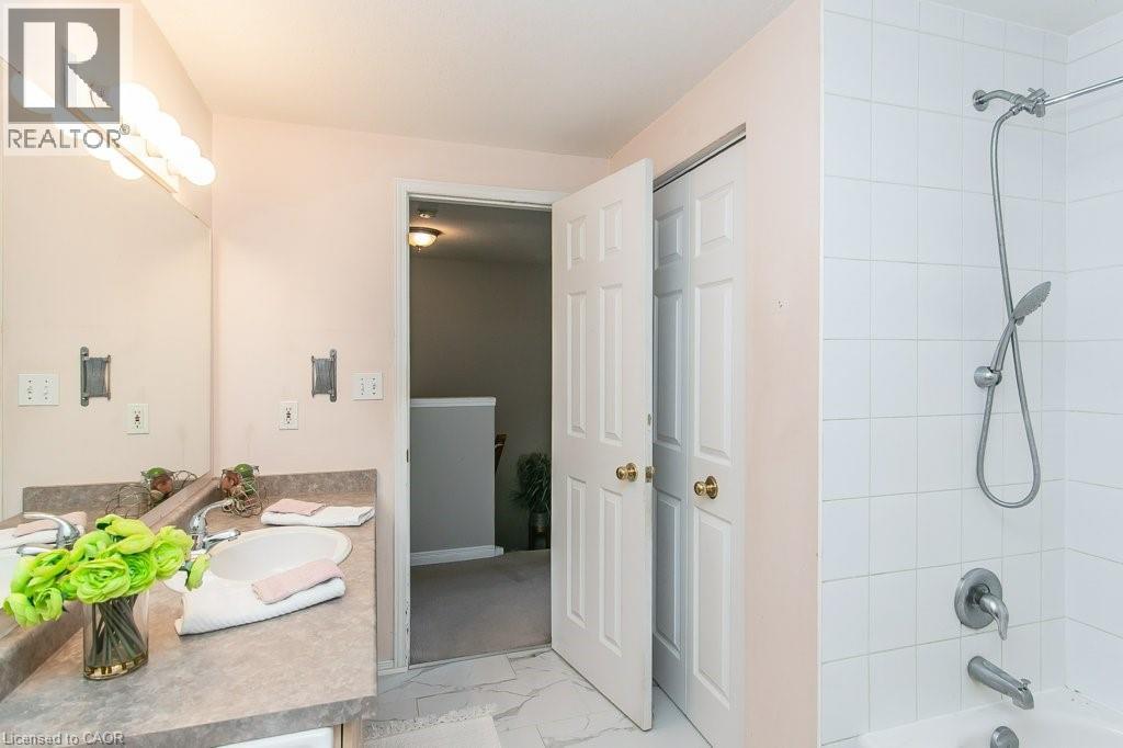 71 FOXGLOVE Crescent - 29