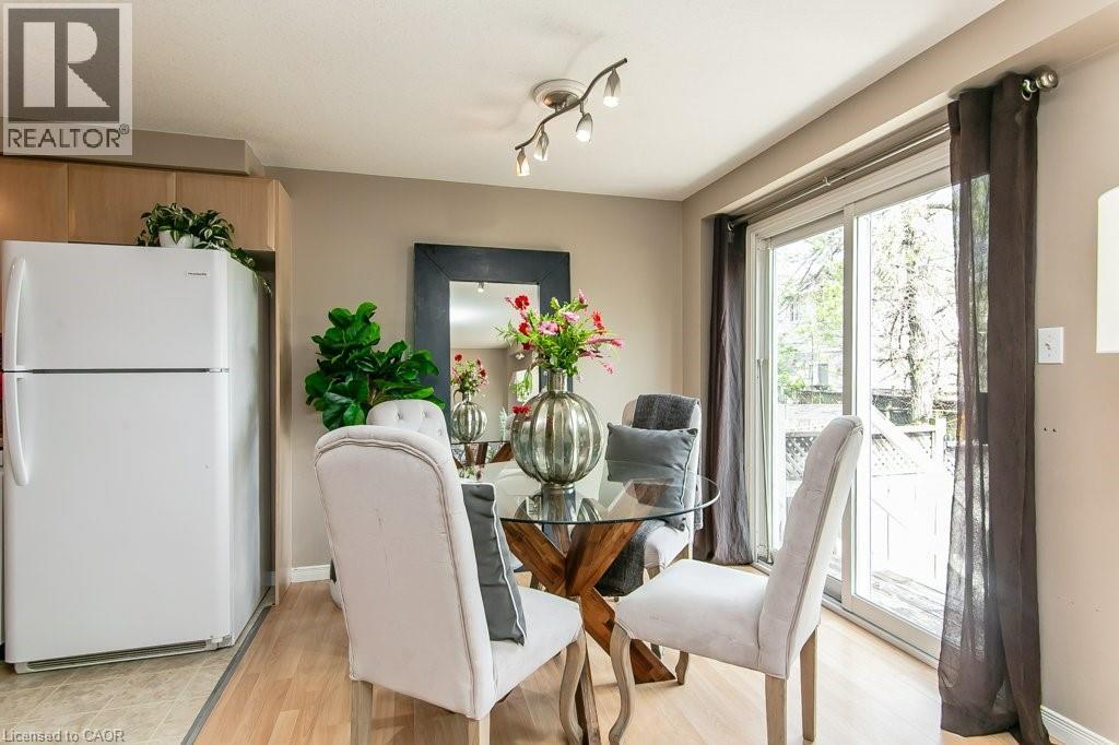 71 FOXGLOVE Crescent - 19