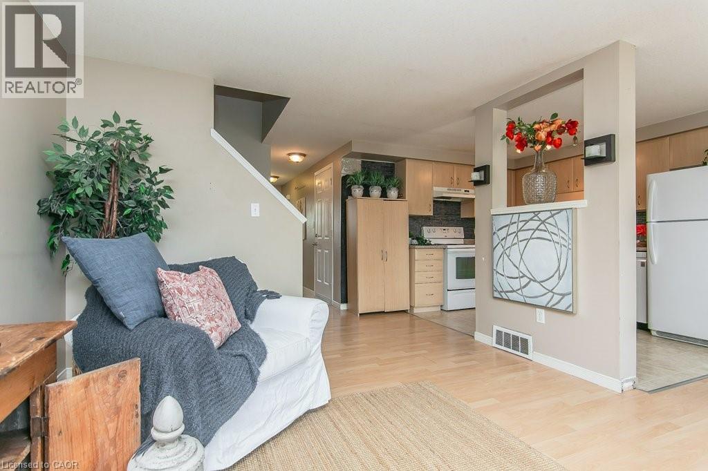71 FOXGLOVE Crescent - 11