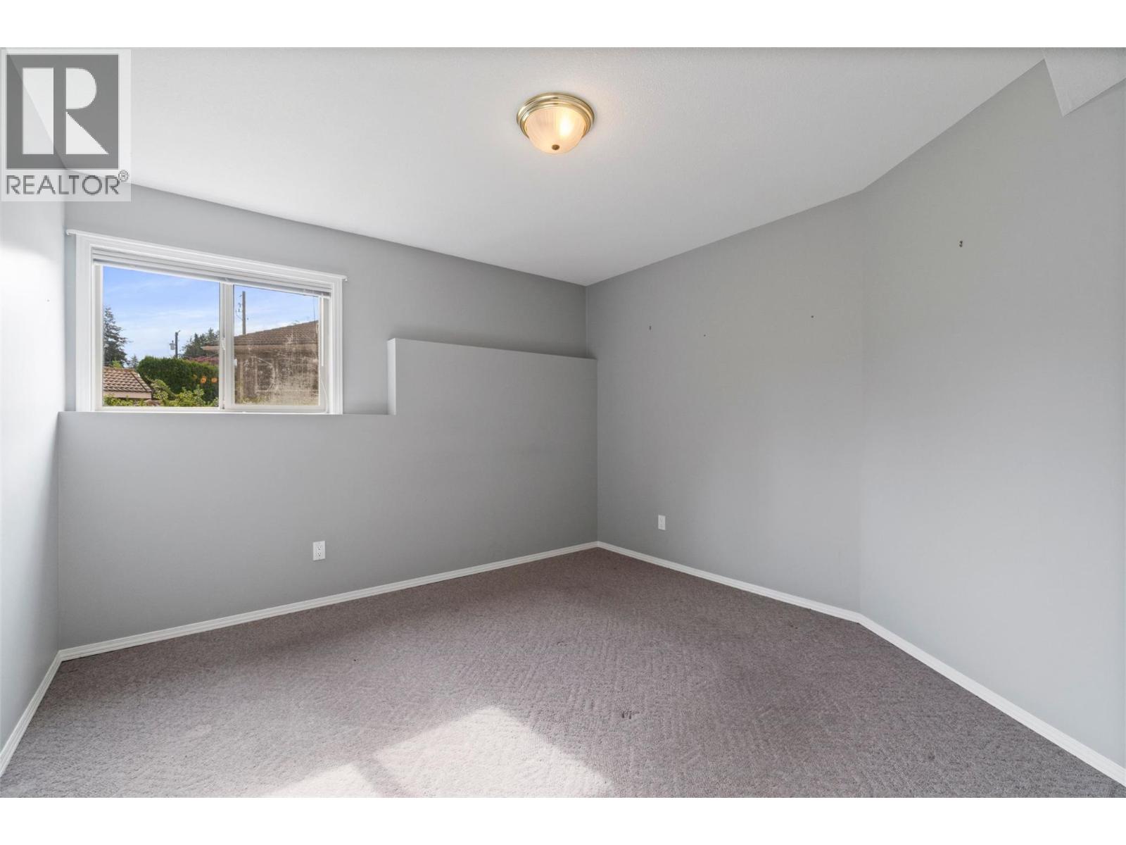 #24 2550 Golf Course Drive - 48