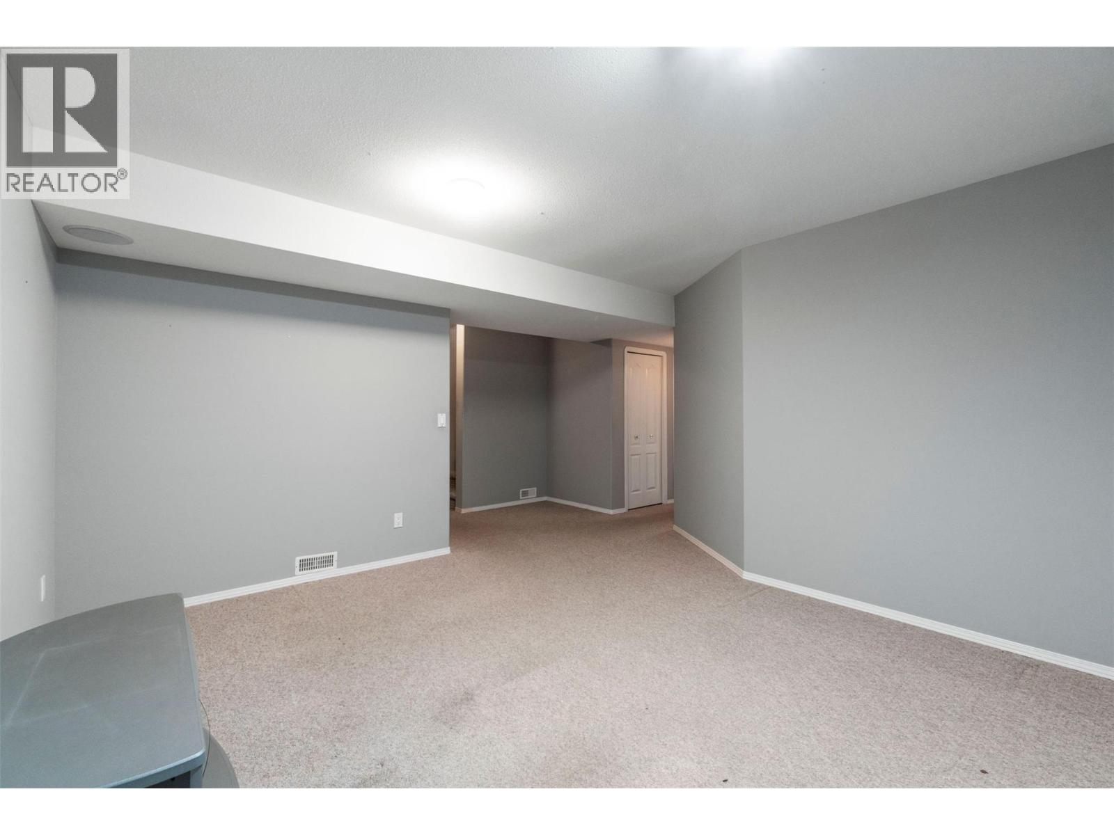 #24 2550 Golf Course Drive - 43