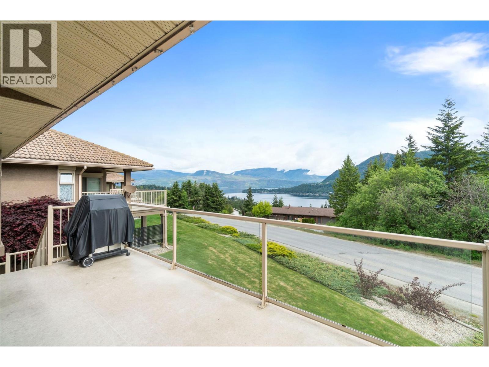 #24 2550 Golf Course Drive - 25