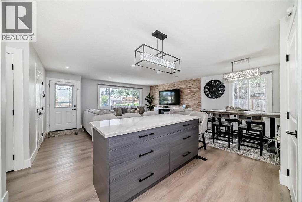 12 Rundleson Way NE - 13