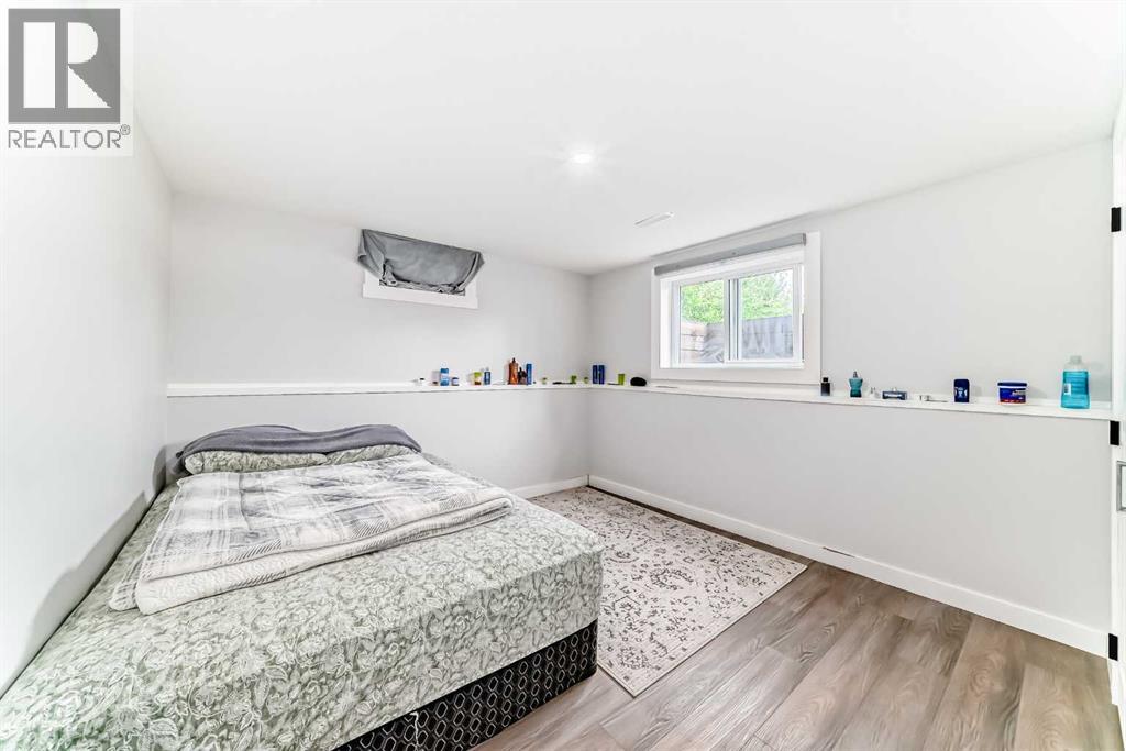 12 Rundleson Way NE - 34