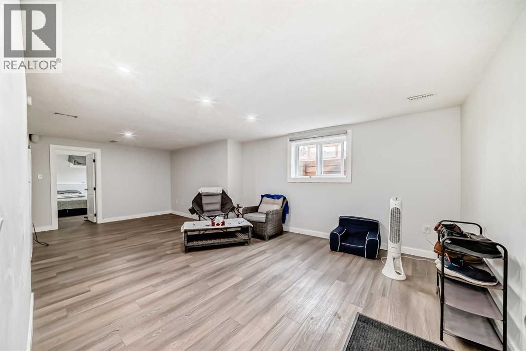 12 Rundleson Way NE - 29