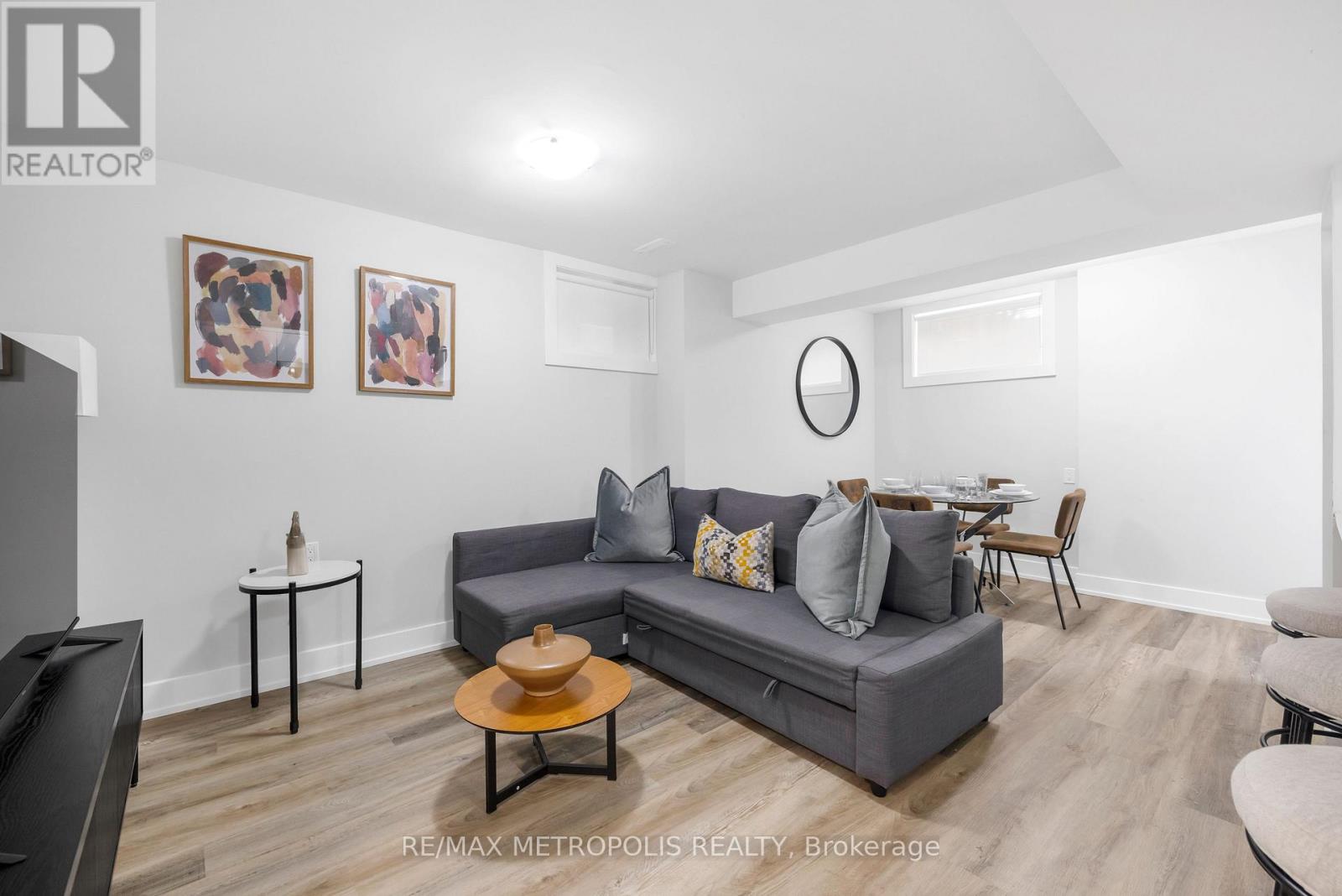 449 LANSDOWNE AVENUE - 20