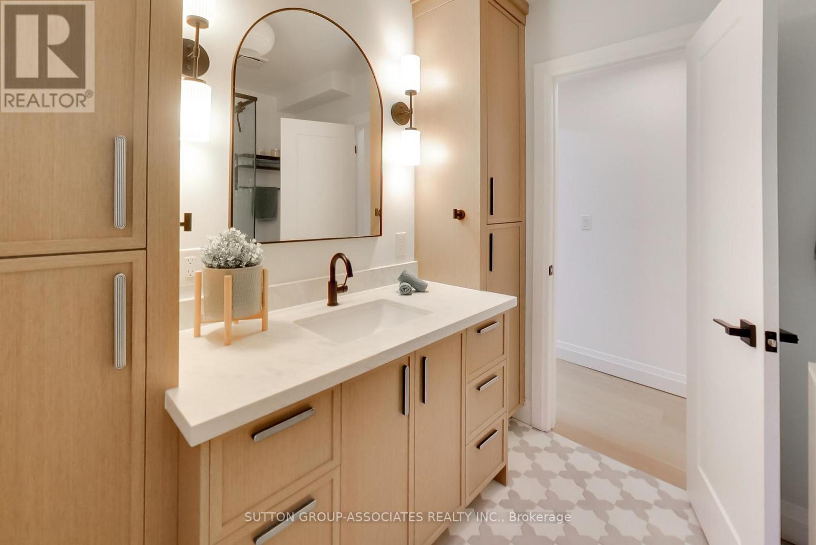 238 LAUDER AVENUE - 28