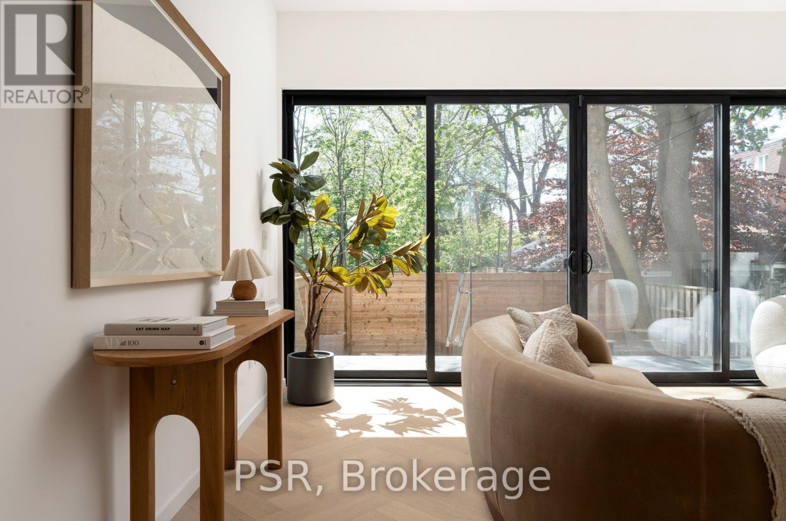 538 DUPLEX AVENUE - 9