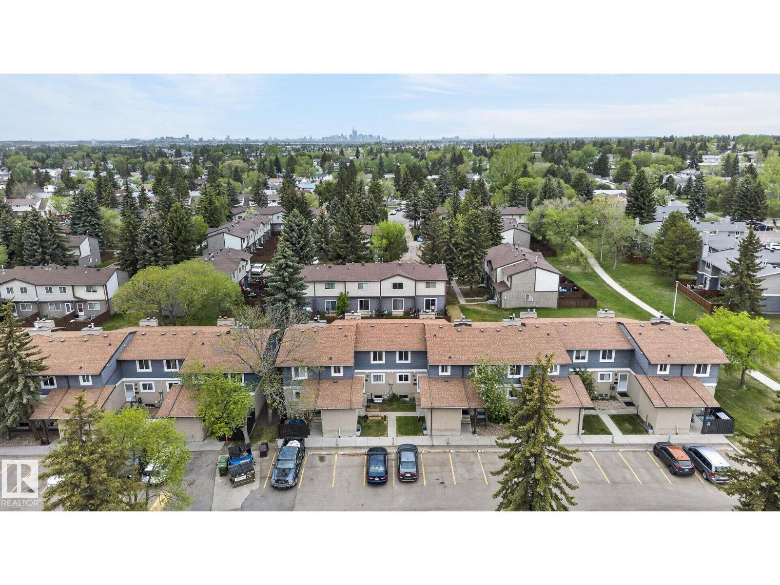 #53 7604 29 AV NW - 34