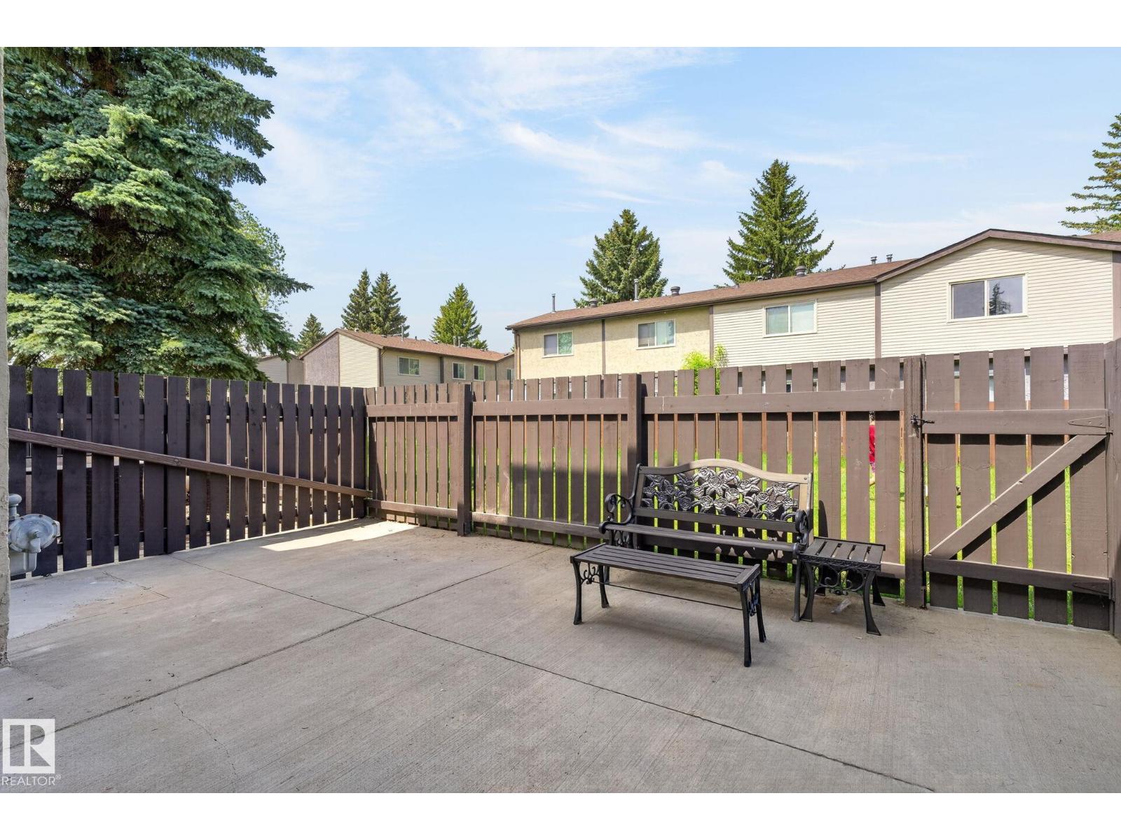 #53 7604 29 AV NW - 40