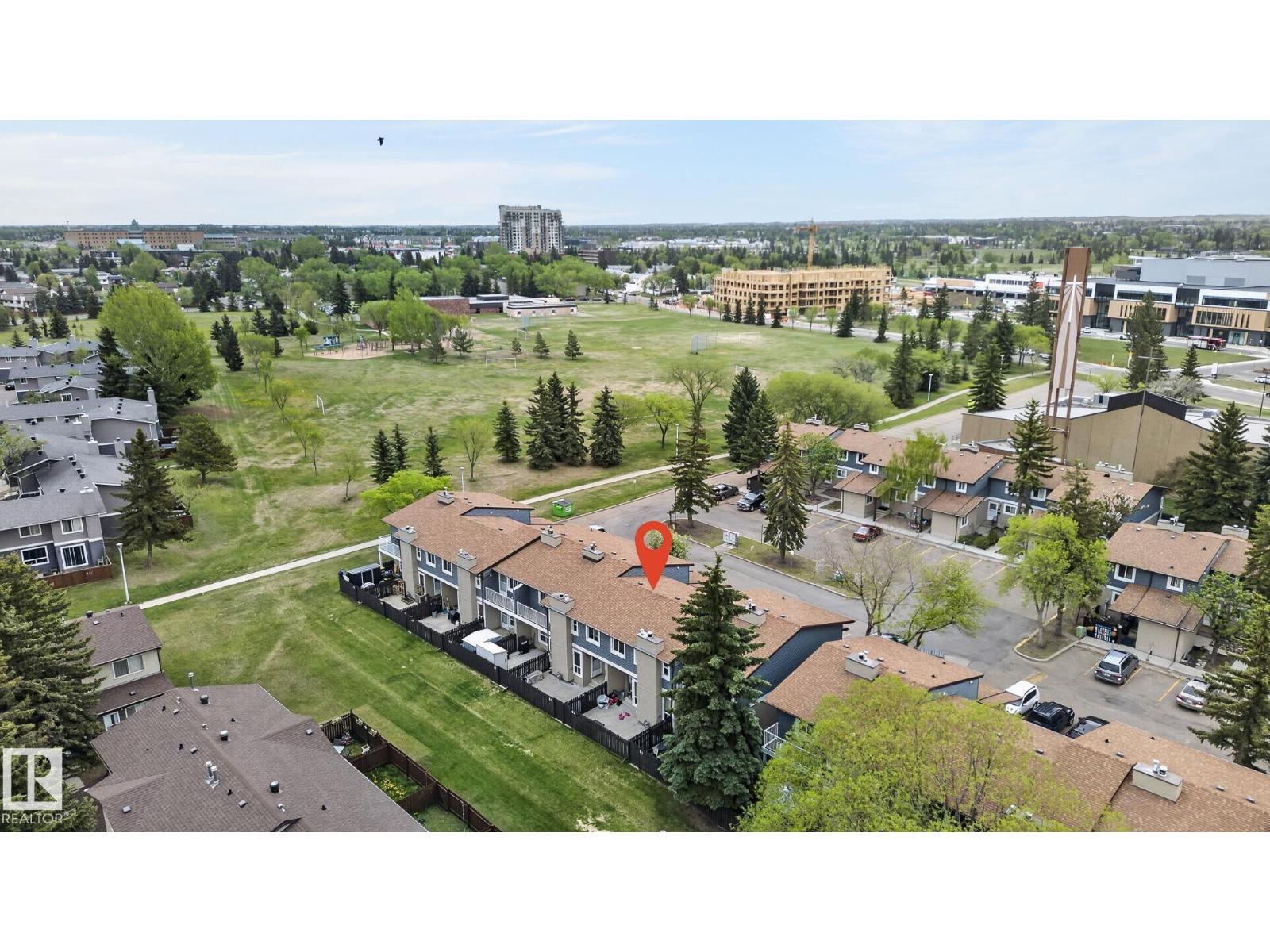 #53 7604 29 AV NW - 37