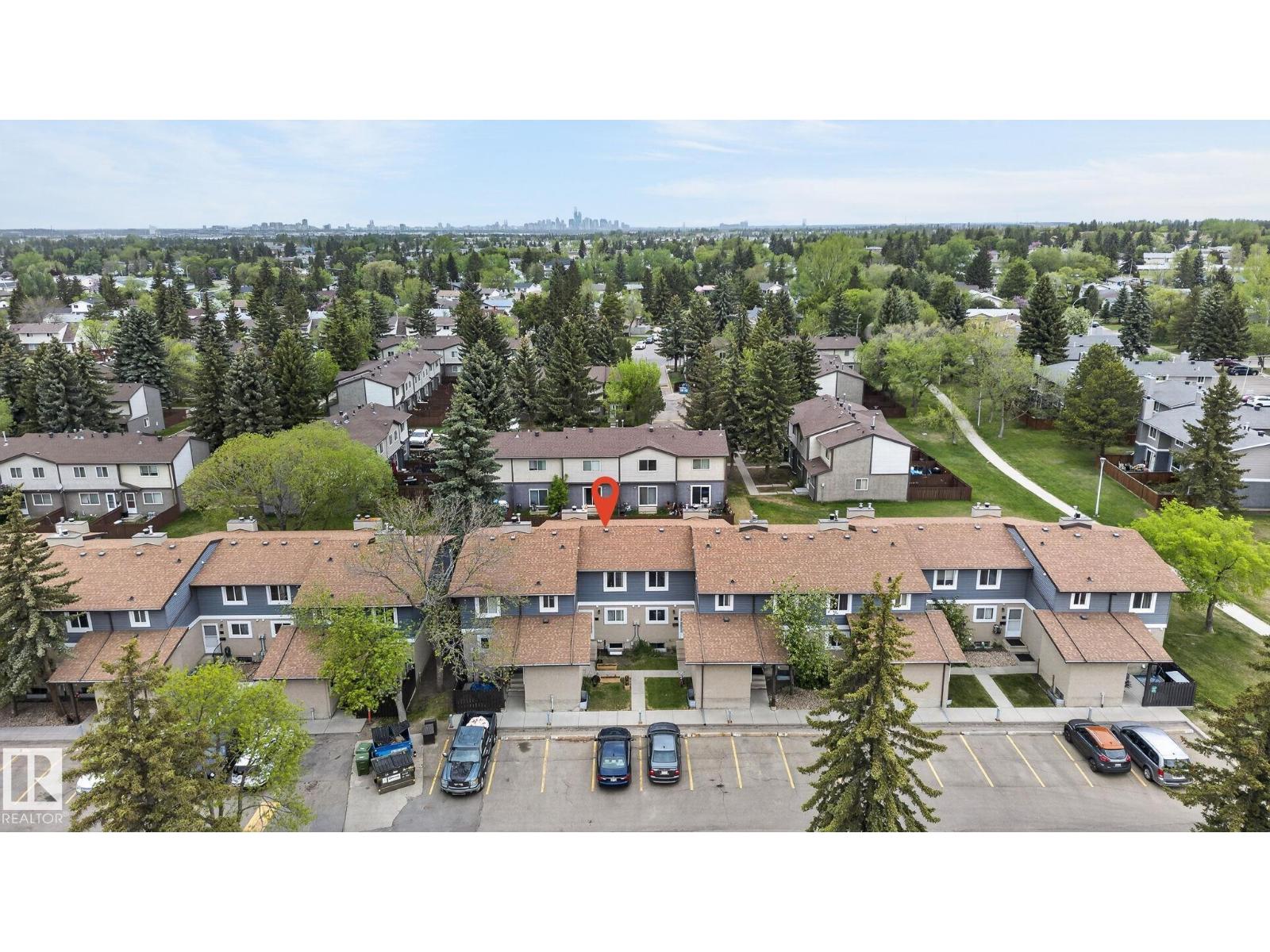 #53 7604 29 AV NW - 35