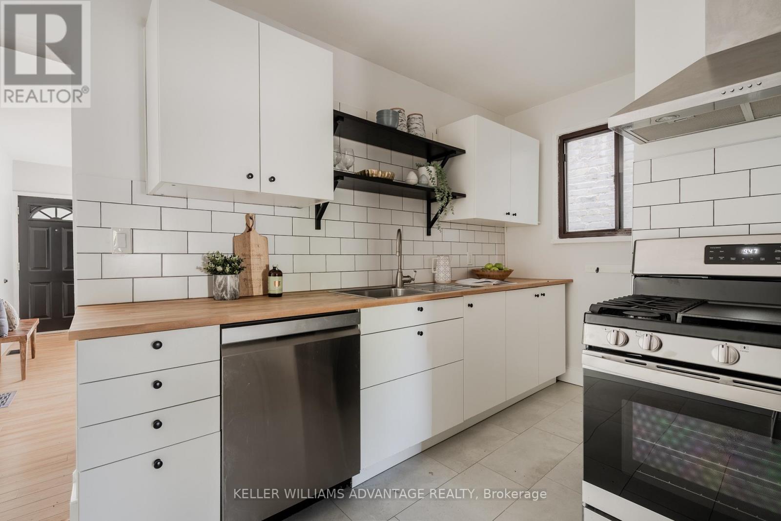 182 PICKERING STREET - 9
