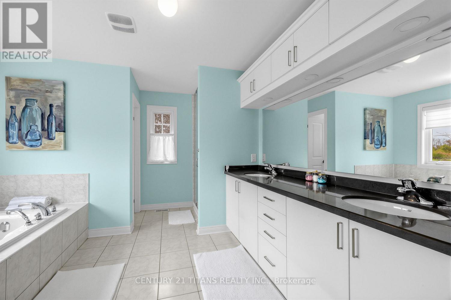 719 AUDLEY ROAD S - 22