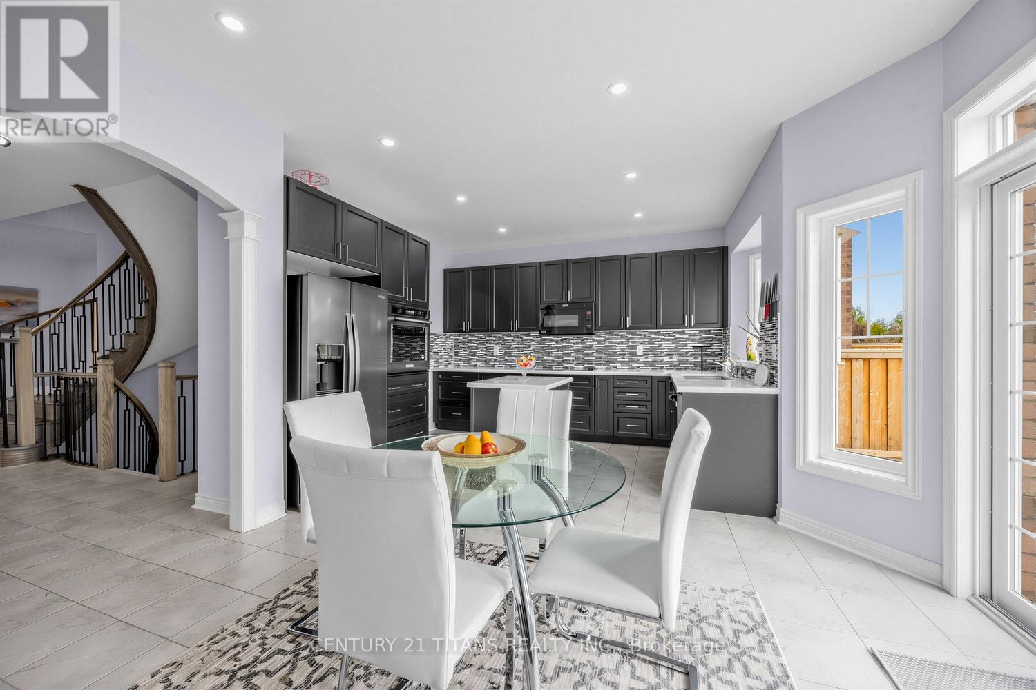 719 AUDLEY ROAD S - 9