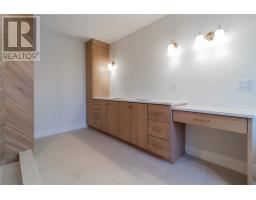 216 Cheeseman Drive thumbnail 11