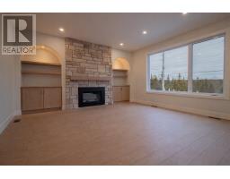 216 Cheeseman Drive thumbnail 4