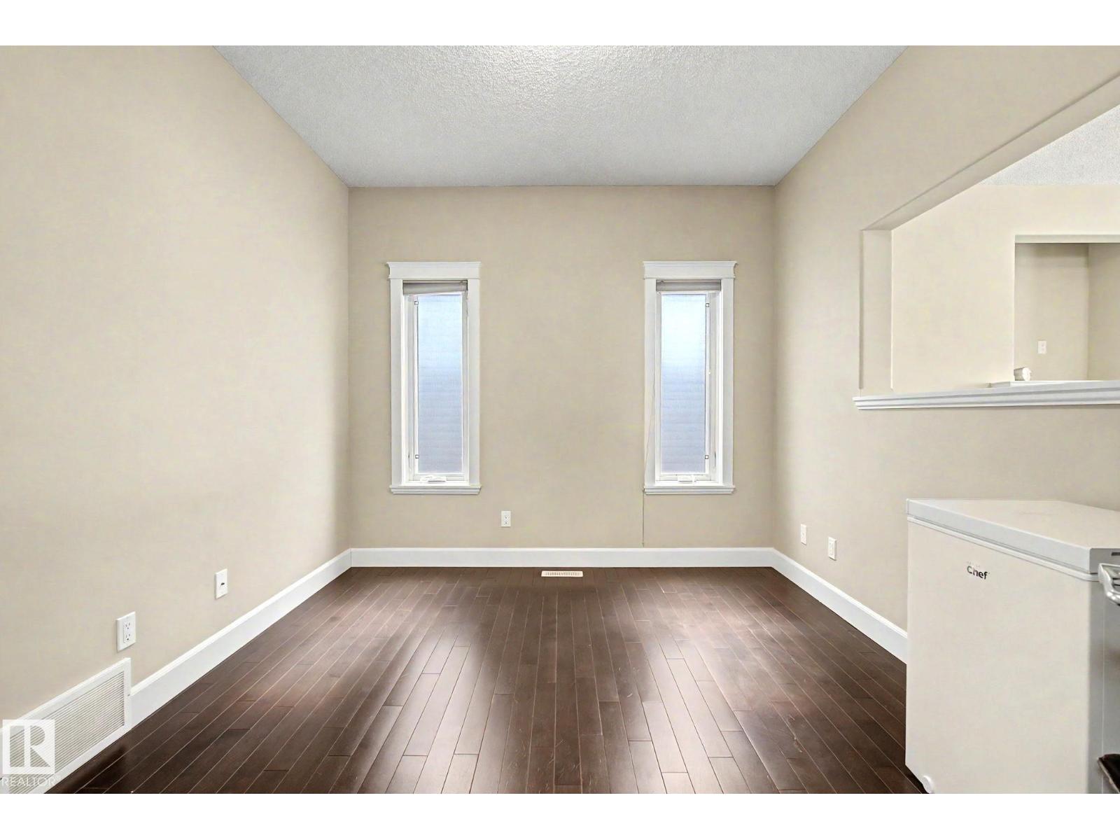 1932 67 ST SW - 20