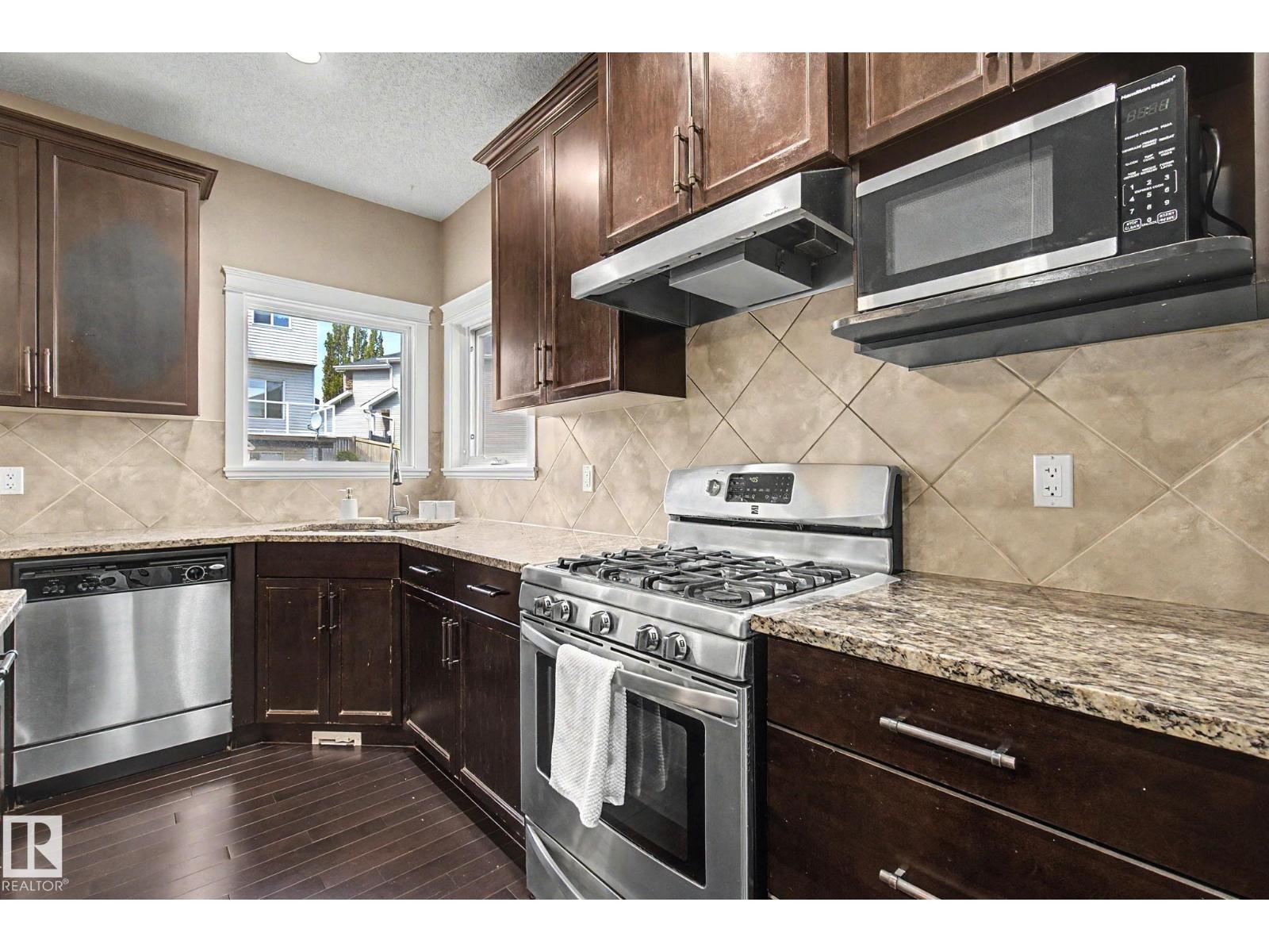 1932 67 ST SW - 17