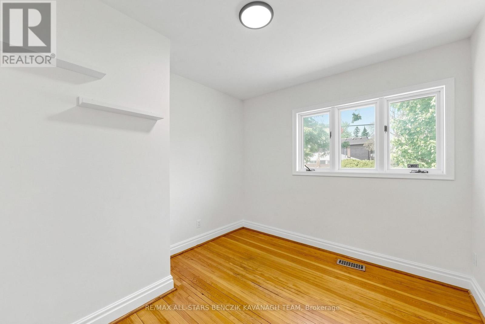 21 RAMONA BOULEVARD - 14