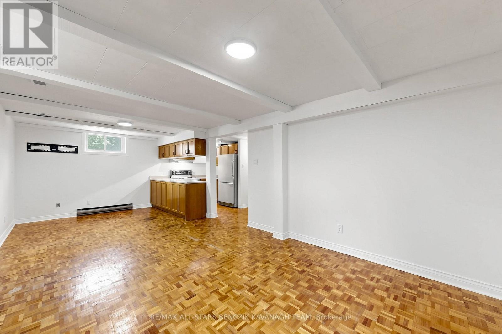 21 RAMONA BOULEVARD - 17