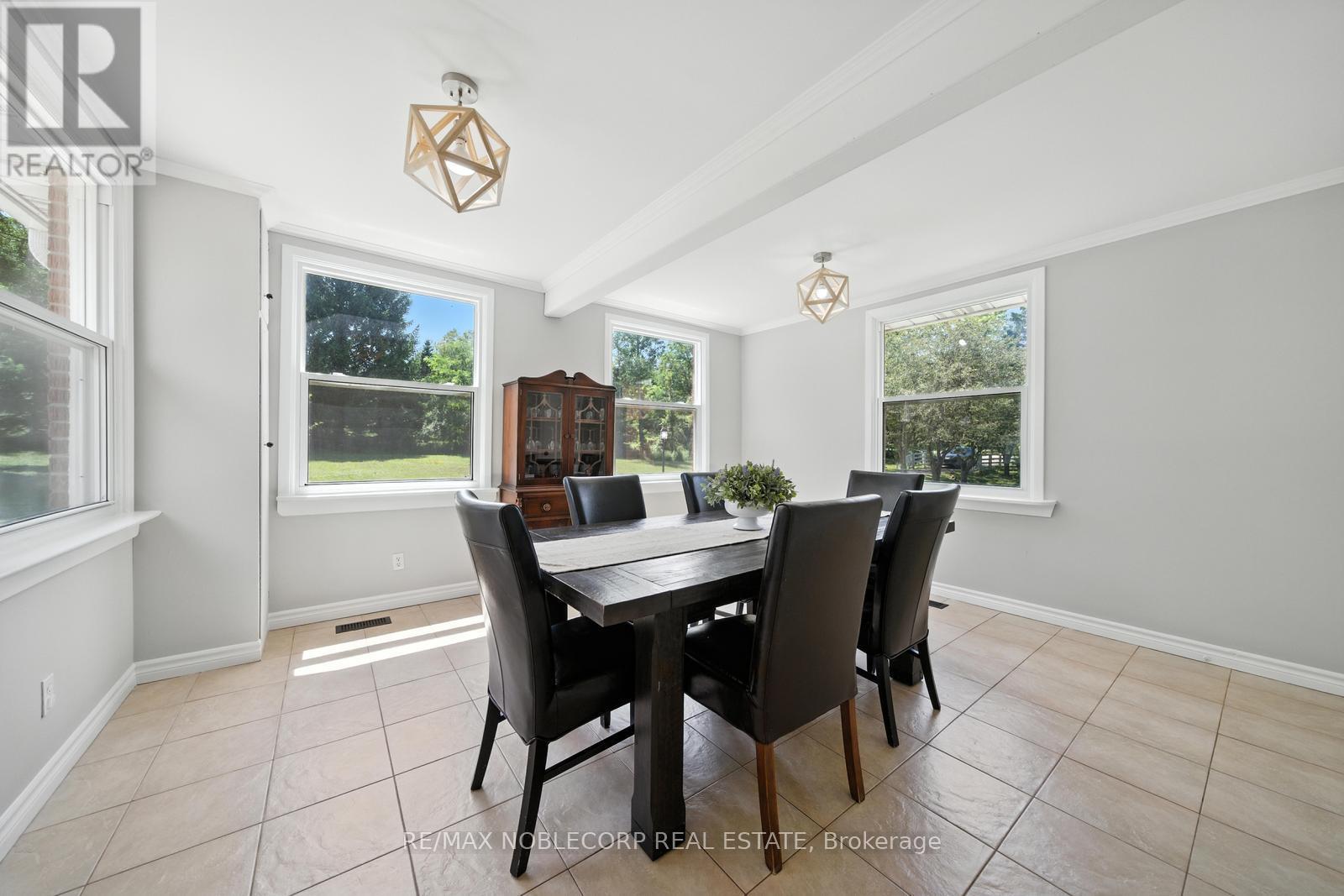 2037 15TH SIDE ROAD - 21